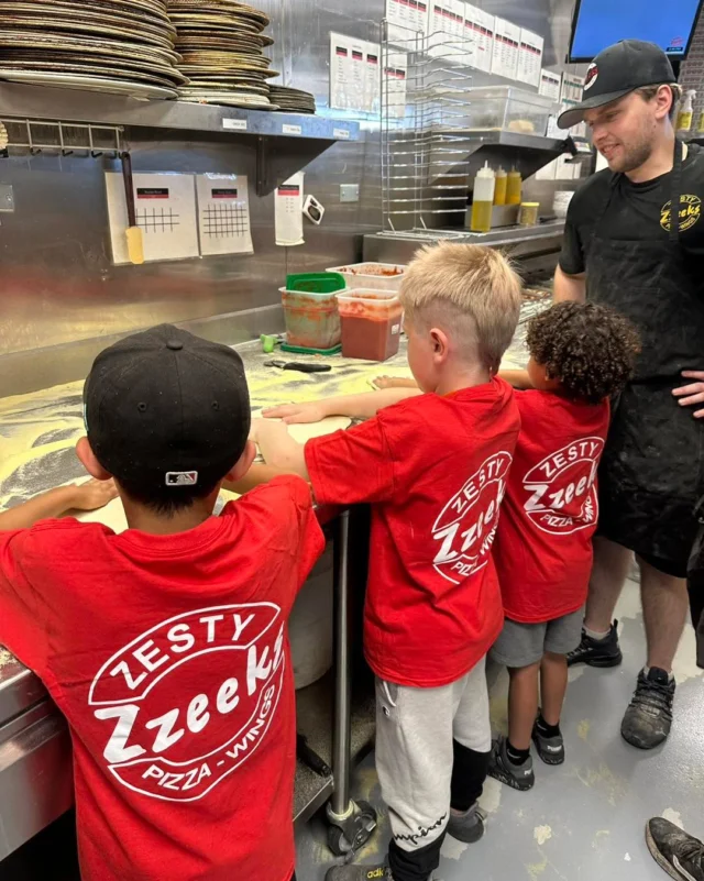 Home | Zzeeks Pizza